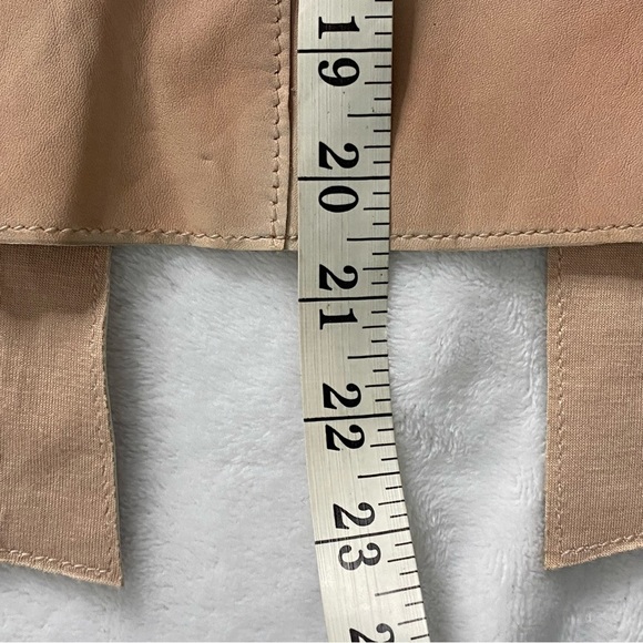 LaMarque Women's Cropped Moto Jacket Size Large Leather Light Pink Open Front - Picture 9 of 9